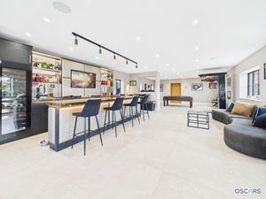 Photo 43- click for photo gallery